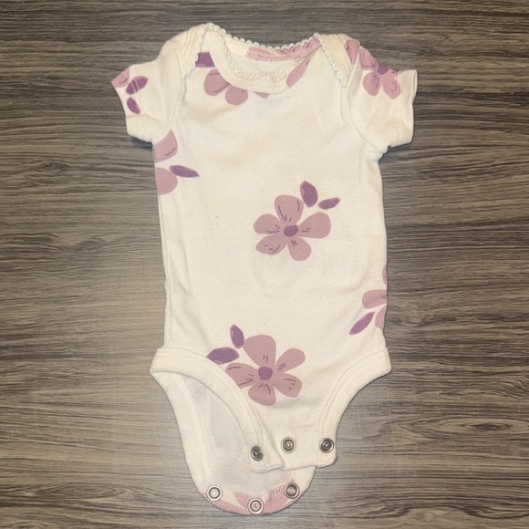 Carter's footsies BUNDLE💜🤍🩷💙 - Picture 6 of 12